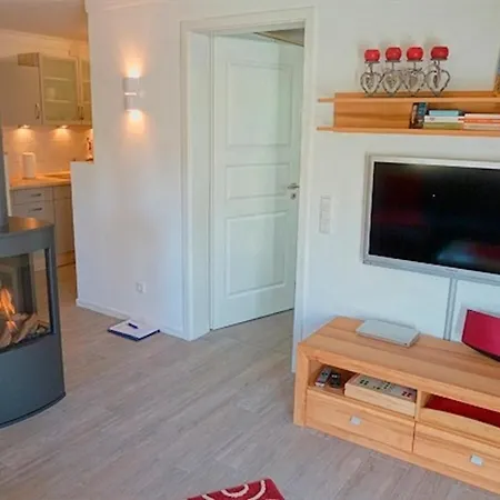 Les Belles, Haus Cecile, Fw Mystique, Whg 3